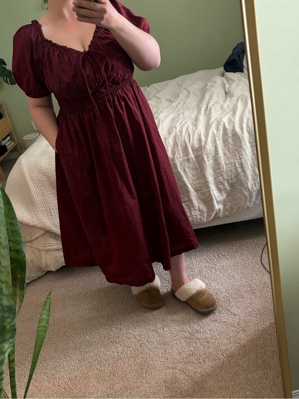 Old Navy Wine Puff-Sleeve Midi Dress